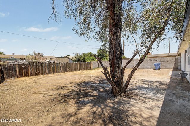 7254 W WOLF Street, Phoenix, AZ 85033