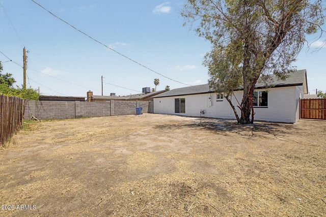 7254 W WOLF Street, Phoenix, AZ 85033