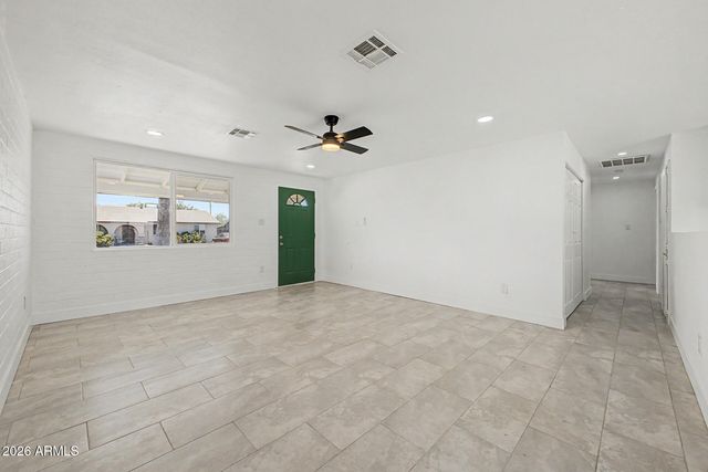 7254 W WOLF Street, Phoenix, AZ 85033
