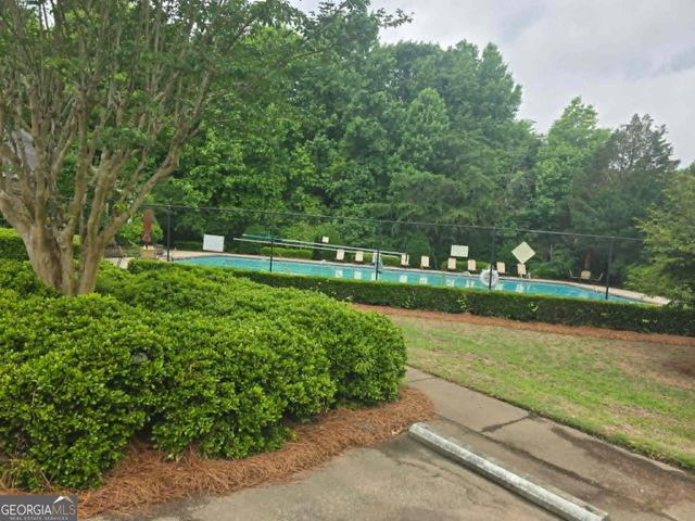 3008 Lincoln Log Way, Mcdonough, GA 30252