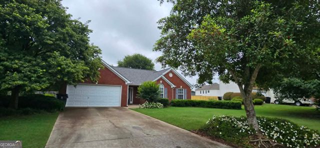 3008 Lincoln Log Way, Mcdonough, GA 30252