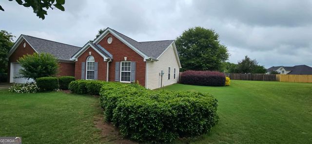 3008 Lincoln Log Way, Mcdonough, GA 30252