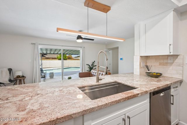 3316 S OAK Street, Tempe, AZ 85282