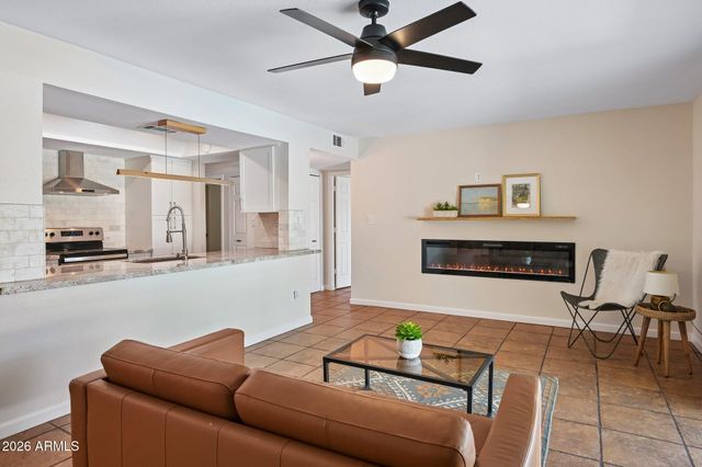 3316 S OAK Street, Tempe, AZ 85282