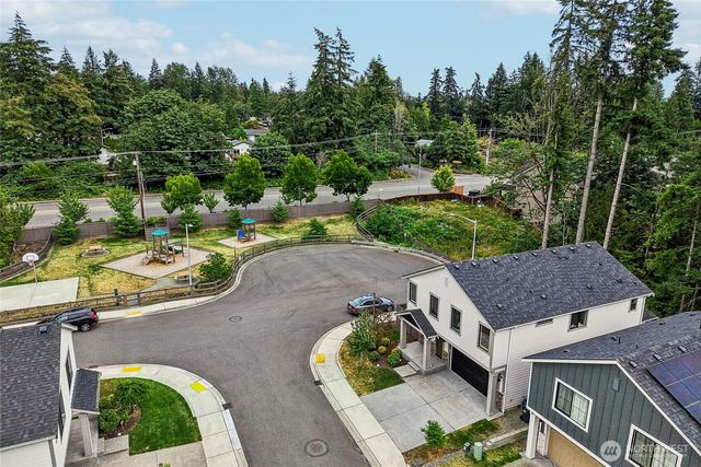19395 139th Place SE, Renton, WA 98058
