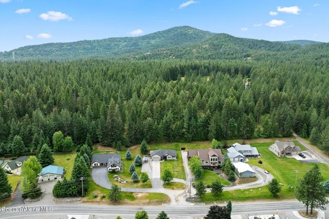 11074 W Riverview Dr, Post Falls, ID 83854