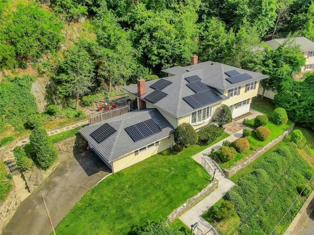 14 Russell Place, Dobbs Ferry, NY 10522