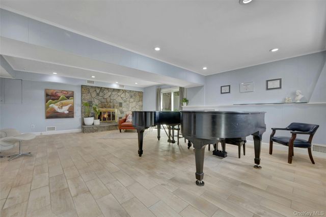 14 Russell Place, Dobbs Ferry, NY 10522