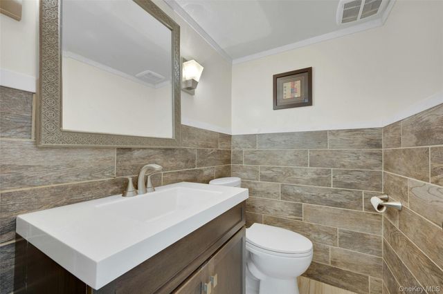 14 Russell Place, Dobbs Ferry, NY 10522