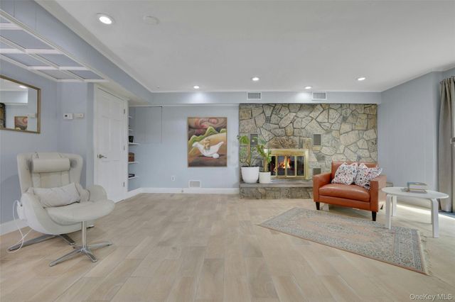 14 Russell Place, Dobbs Ferry, NY 10522