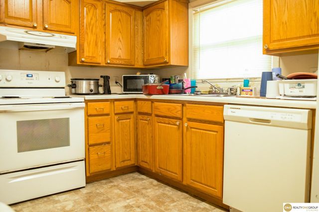 5401 N 45th Avenue N, Omaha, NE 68104