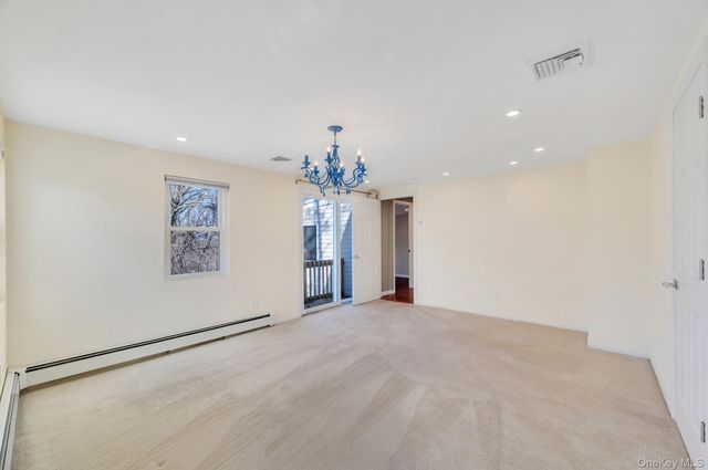 39 Sycamore Avenue, Farmingville, NY 11738