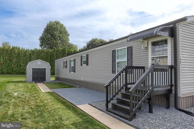 1300 E KERCHER AVE #32, Myerstown, PA 17067