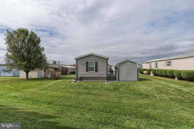 1300 E KERCHER AVE #32, Myerstown, PA 17067