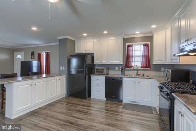 1300 E KERCHER AVE #32, Myerstown, PA 17067