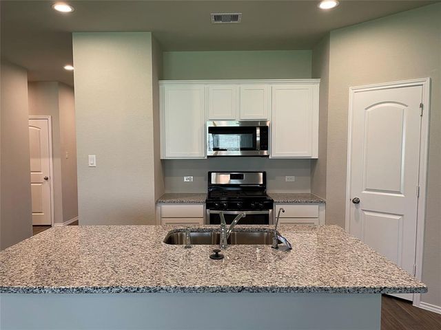 13872 Rock Island Trail, Conroe, TX 77384