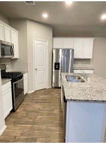 13872 Rock Island Trail, Conroe, TX 77384