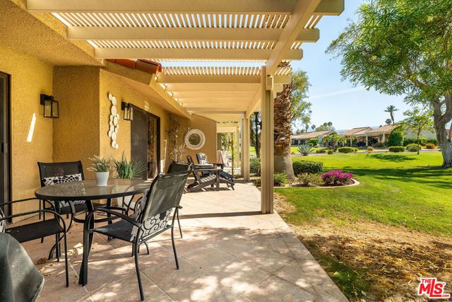 40655 La Costa Circle, Palm Desert, CA 92211