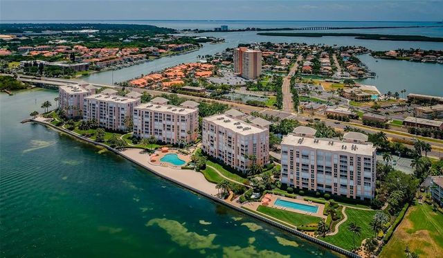 4951 BACOPA LANE S 302, St Petersburg, FL 33715