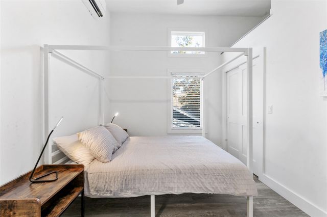 2832 Pearl ST Back House, Austin, TX 78705