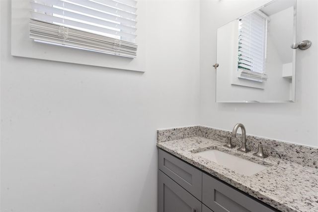2832 Pearl ST Back House, Austin, TX 78705