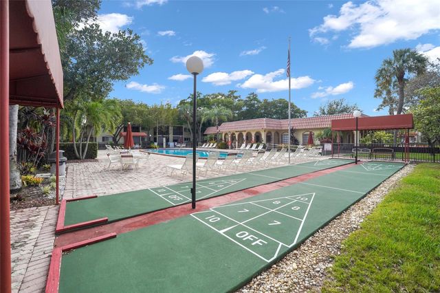 257 S Cypress Road 401, Pompano Beach, FL 33060