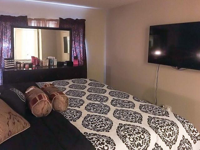 6217 Ludington Drive 20-915, Houston, TX 77035