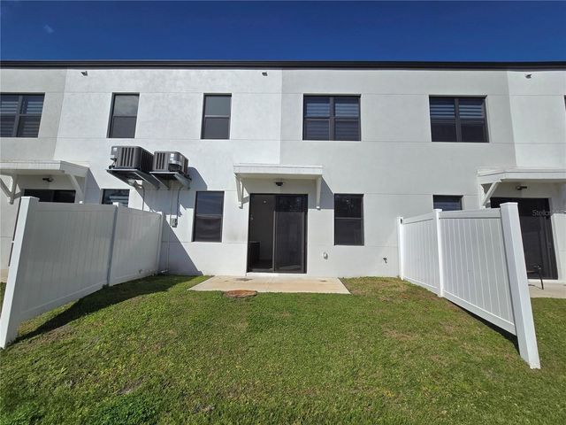 7565 GESUALDO COURT, Tampa, FL 33614