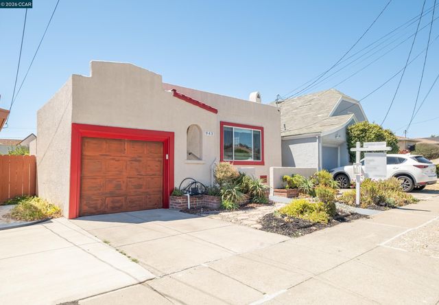 943 36Th St, Richmond, CA 94805