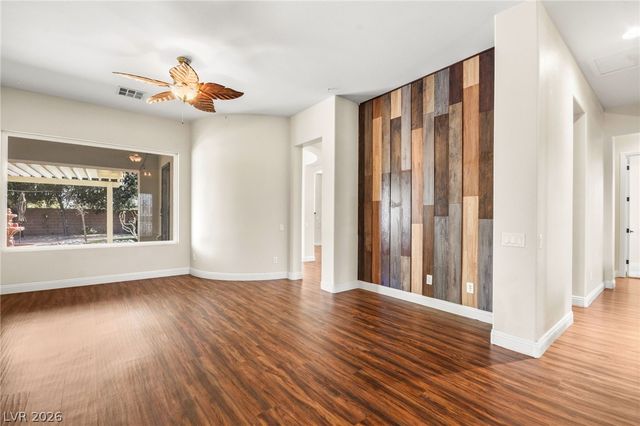 6907 May Basket Avenue, Las Vegas, NV 89131