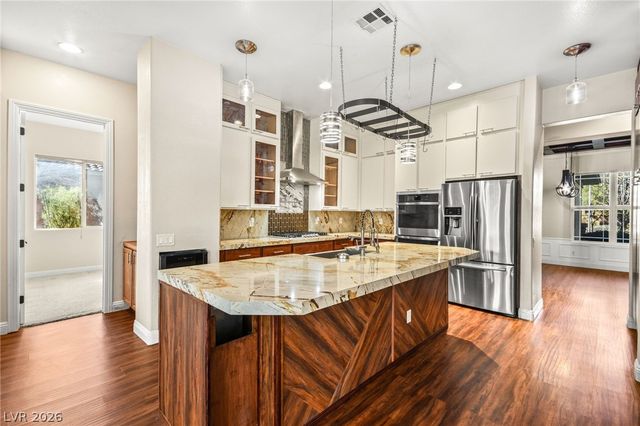 6907 May Basket Avenue, Las Vegas, NV 89131