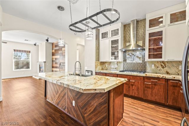 6907 May Basket Avenue, Las Vegas, NV 89131