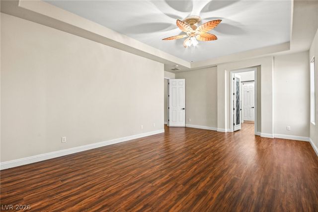 6907 May Basket Avenue, Las Vegas, NV 89131