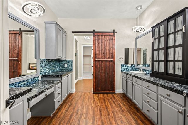 6907 May Basket Avenue, Las Vegas, NV 89131