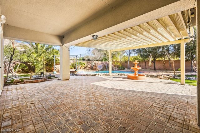 6907 May Basket Avenue, Las Vegas, NV 89131