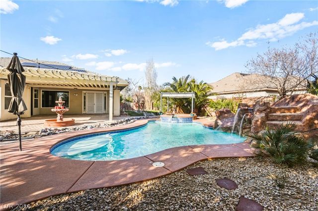 6907 May Basket Avenue, Las Vegas, NV 89131