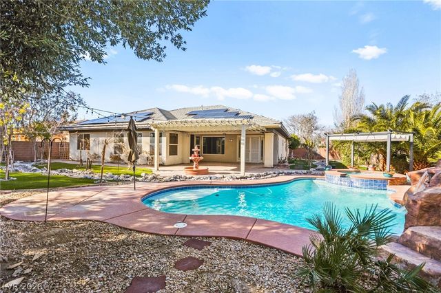 6907 May Basket Avenue, Las Vegas, NV 89131