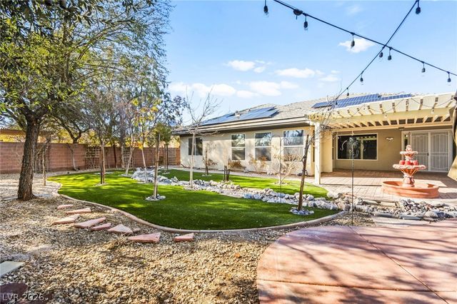 6907 May Basket Avenue, Las Vegas, NV 89131