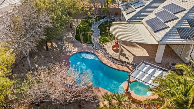 6907 May Basket Avenue, Las Vegas, NV 89131