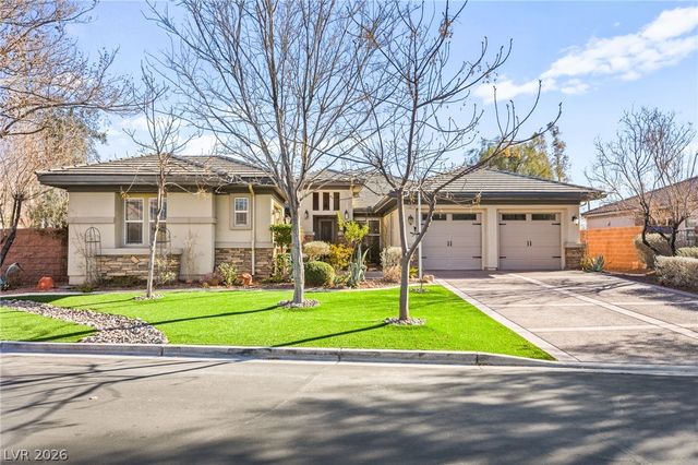 6907 May Basket Avenue, Las Vegas, NV 89131