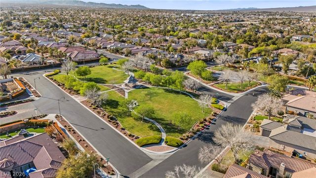 6907 May Basket Avenue, Las Vegas, NV 89131