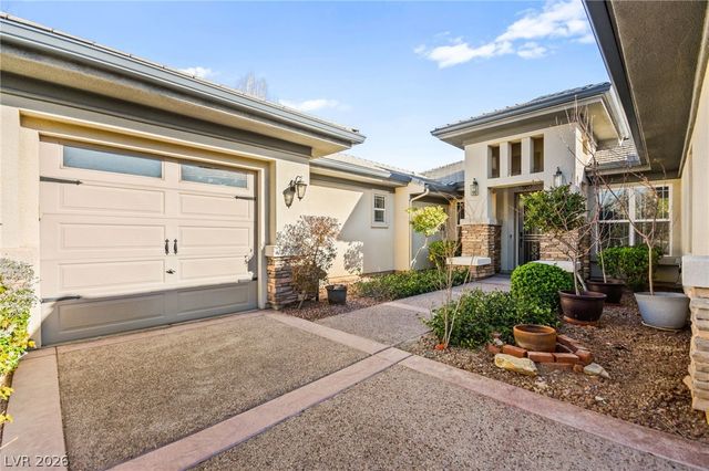 6907 May Basket Avenue, Las Vegas, NV 89131