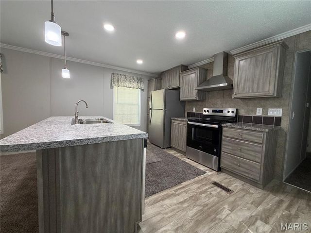 1033 Tatoga, Festus, MO 63028