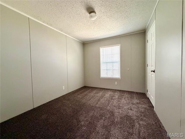 1033 Tatoga, Festus, MO 63028