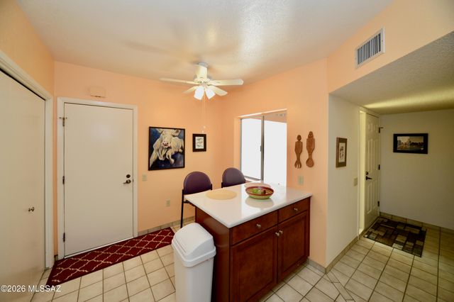 858 S Camino Guarina, Green Valley, AZ 85614