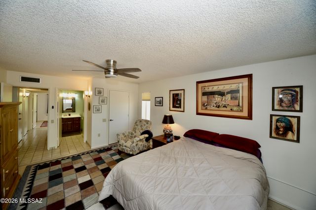 858 S Camino Guarina, Green Valley, AZ 85614