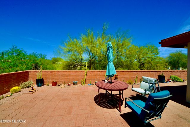 858 S Camino Guarina, Green Valley, AZ 85614