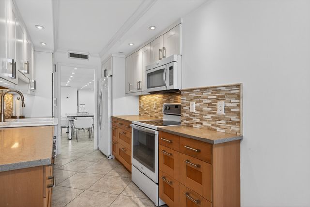 4200 N Ocean Avenue 1-1101, Riviera Beach, FL 33404