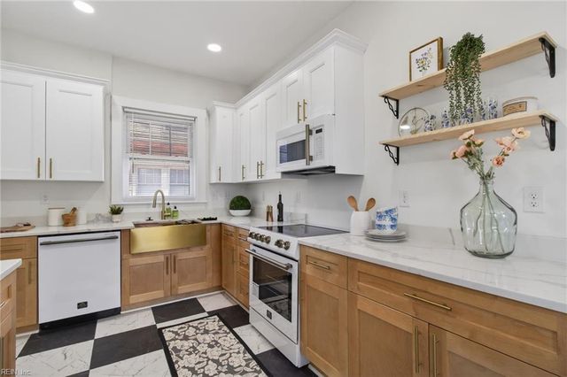 5105 Huntington AVE, Newport News, VA 23607