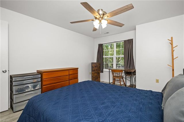 414 Delaware Ave Apt 220, Norfolk, VA 23508